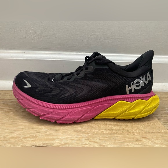 Hoka Arahi 6 Sneakers - Picture 6 of 11